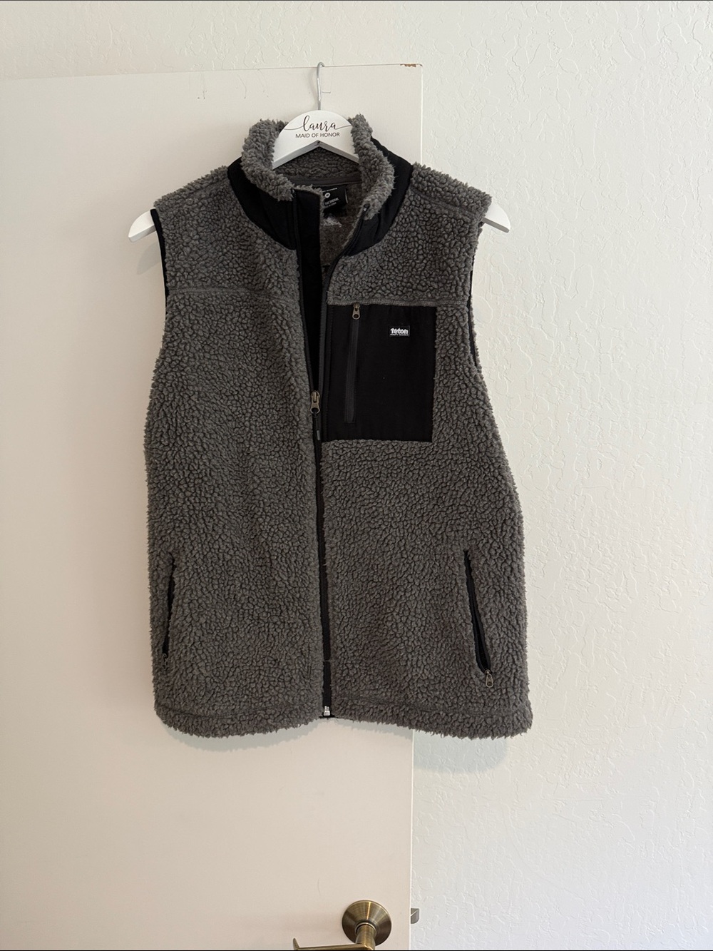 Grey Sherpa Fleece Vest with Chest Pocket - Unbranded